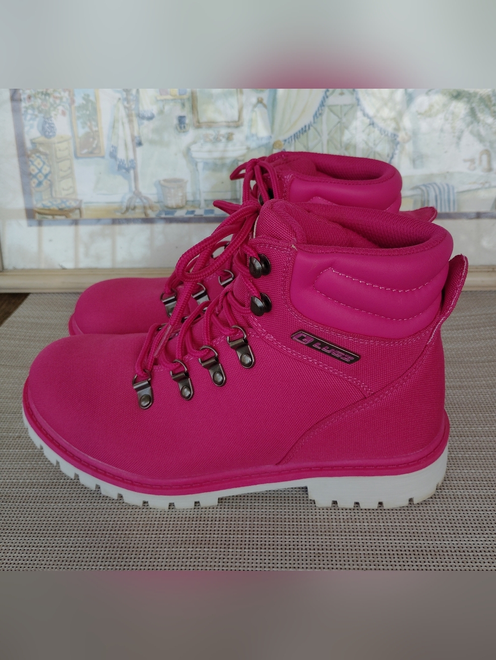 Lugz "Grotto 2" Deep Pink Ballistic Nylon/White Hiking/Casual Boots. Size 8.
